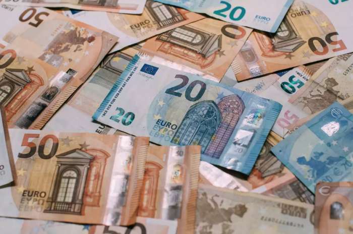 ΟΠΕΚΑ: Έρχονται διασταυρώσεις στοιχείων και κριτηρίων για όσους αιτούνται επιδόματα
