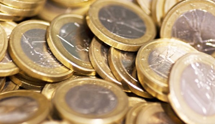 Αντικατάσταση των επενδυτικών ενισχύσεων με φορολογικά κίνητρα εξετάζει η Αθήνα