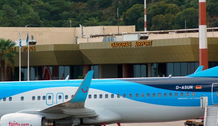 Απίστευτο: Οι Τούρκοι δέσμευσαν για άσκηση ακόμη και το αεροδρόμιο Ρόδου!