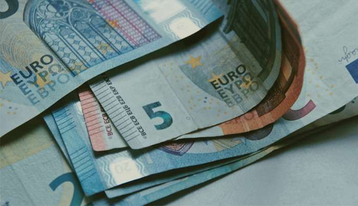 Έρχεται νέο ασφαλιστικό νομοσχέδιο - Μειώνονται οι παροχές στα ταμεία ΔΕΚΟ και τραπεζών