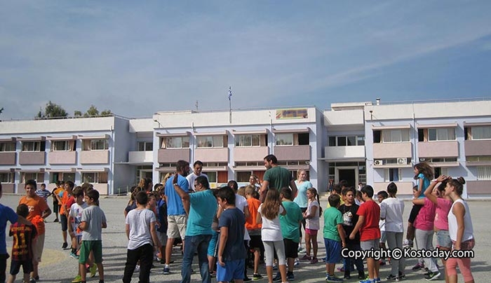 Αθλητές σε σχολεία της πόλης μας για την Ημέρα Σχολικού Αθλητισμού (βίντεο-φωτό)