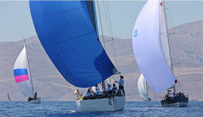 Η Aegean Regatta 2025 με 64 σκάφη ξεκινά το υπέροχο ταξίδι της  στο Αιγαίο Πέλαγος