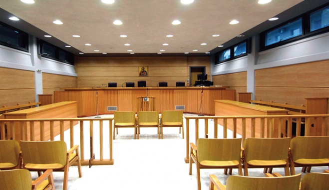Αναστολή της λειτουργίας των δικαστηρίων της χώρας ζητούν μέλη της Ένωσης Δικαστών και Εισαγγελέων