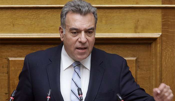 ΜΑΝΟΣ ΚΟΝΣΟΛΑΣ: «Βελτιώνεται η υγειονομική περίθαλψη για τους στρατιωτικούς και τις οικογένειές τους με νομοσχέδιο του Υπουργείου Άμυνας»