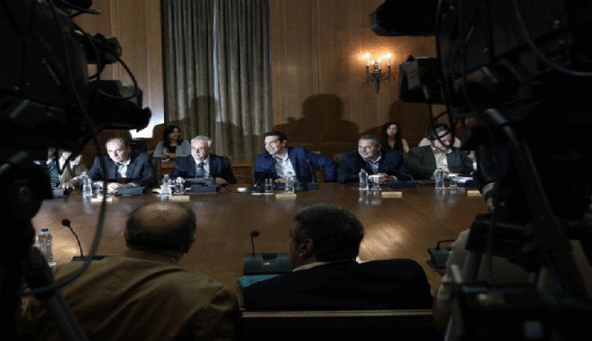 Τσίπρας σε υπουργούς στο υπουργικό συμβούλιο: Να μην παρασύρεστε σε διαμάχες
