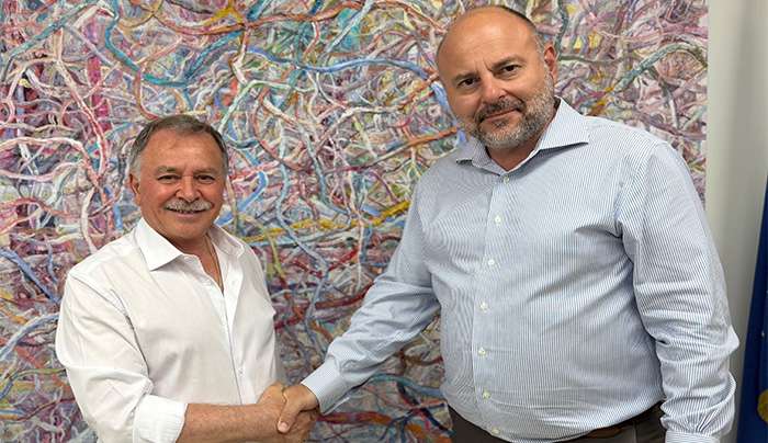 «Υπεγράφη στα γραφεία του ΤΕΕ στην Αθήνα, η σύμβαση παραχώρησης του ιστορικού “Στρατώνα Καραμπινιέρων” Καλύμνου».