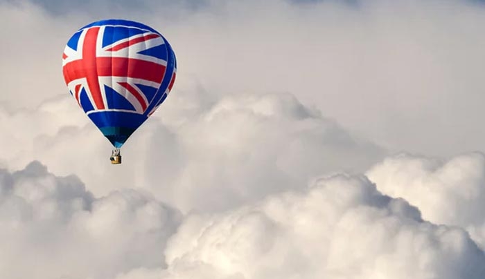 Ξεκινά και επίσημα το Brexit! Ανακοίνωση σταθμός της Τερέζα Μέι