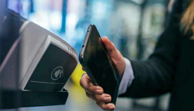POS: Ελεύθεροι επαγγελματίες και τουριστικές επιχειρήσεις στο μικροσκόπιο της ΑΑΔΕ