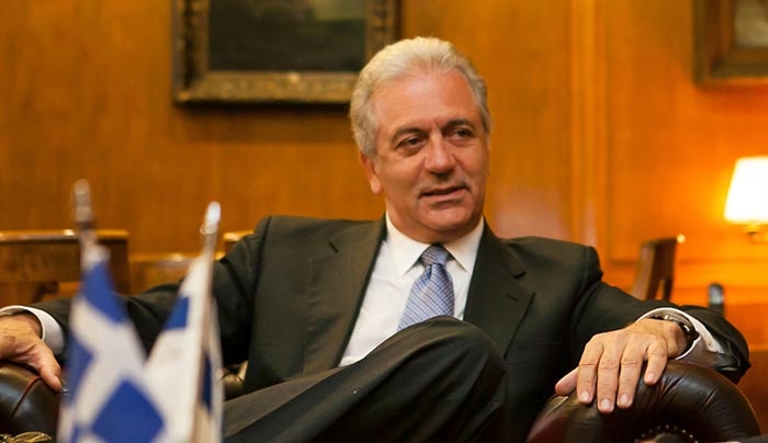 Ο Αβραμόπουλος για το προσφυγικό: Η Ελλάδα δεν θα μείνει μόνη της