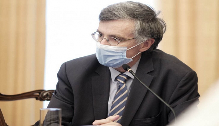 Δραματική έκκληση Τσιόδρα μετά το ρεκόρ κρουσμάτων: Είναι ώρες ευθύνης και συνείδησης