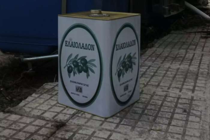 Ελαιόλαδο: Ορατός είναι ο κίνδυνος τον Αύγουστο η τιμή να έχει εκτοξευτεί στα 20 ευρώ και να αποτελεί είδος σε εξαφάνιση