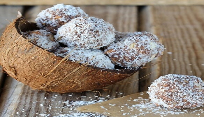 Fitness Recipe: Φτιάξε μπάλες πρωτεΐνης με αμύγδαλο ή σοκολάτα