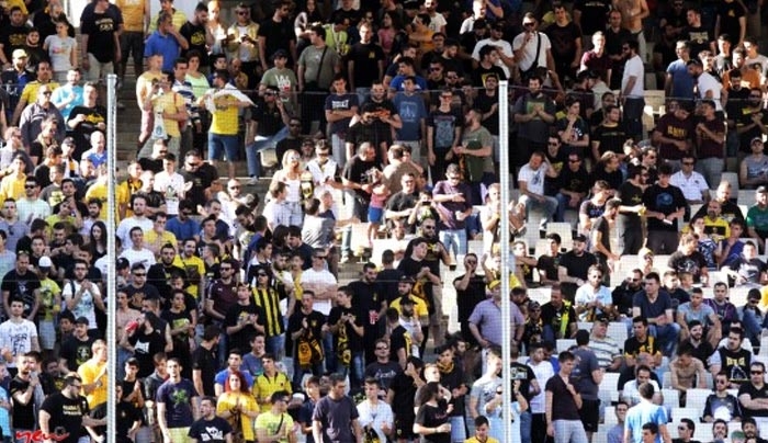 Κάρτα φιλάθλου μόνο με τη βούλα του νόμου