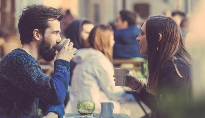 Πώς τα ευτυχισμένα ζευγάρια σταματούν κάθε είδους καβγά –Ειδικός εξηγεί