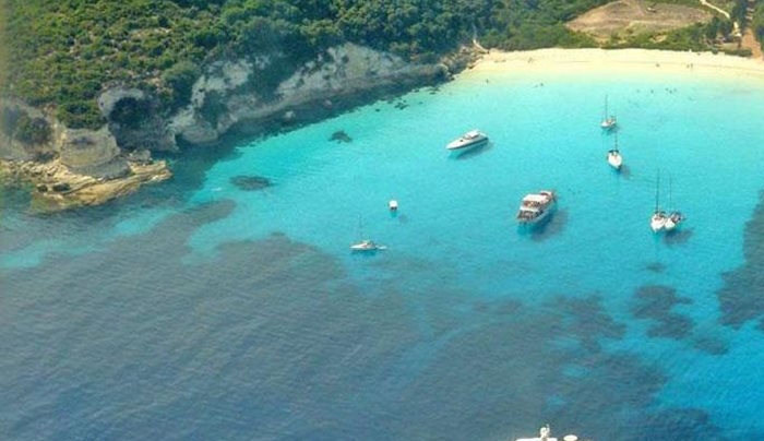 Απάτη η αγορά ελληνικών νησιών από Μπάφετ, Ντεπ, Πιτ και Τζολί! -Η απίστευτη δικαιολογία της εταιρείας που το διέδιδε