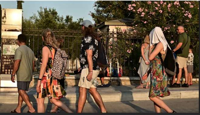 Καιρός σήμερα: Έως τους 41 βαθμούς η θερμοκρασία – Άνεμοι 8 μποφόρ