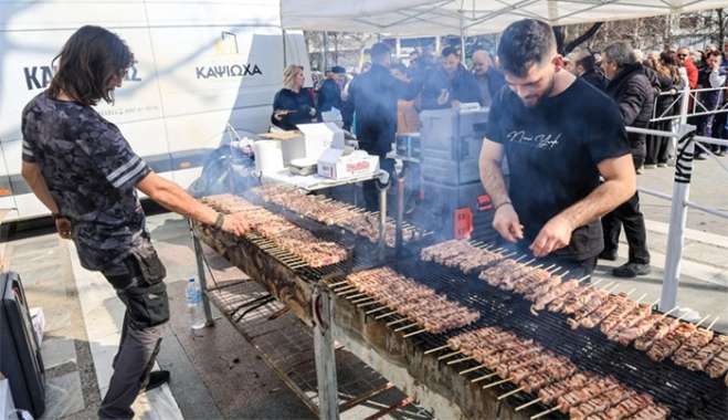 Αυτή είναι η μέρα που πέφτει η Τσικνοπέμπτη για το 2026 - Μια «ανάσα» μακριά