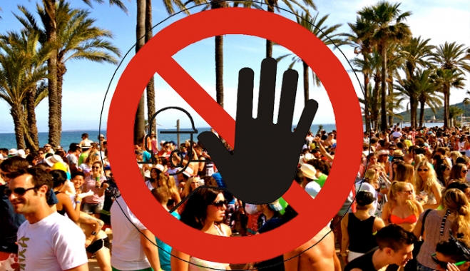 Εγκύκλιος του ΥΠΟΙΚ: Τέρμα τα beach party και η δυνατή μουσική στα νησιά!