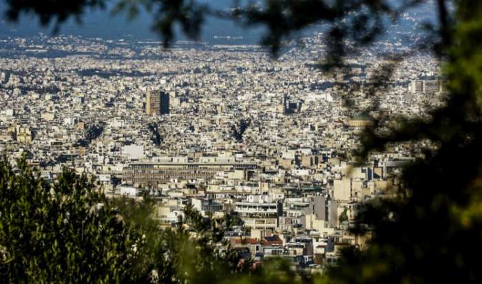 ΕΝΦΙΑ: Οι κερδισμένοι και οι χαμένοι - Ποιοι θα έχουν έκπτωση 50% και ποιοι πλήρη απαλλαγή