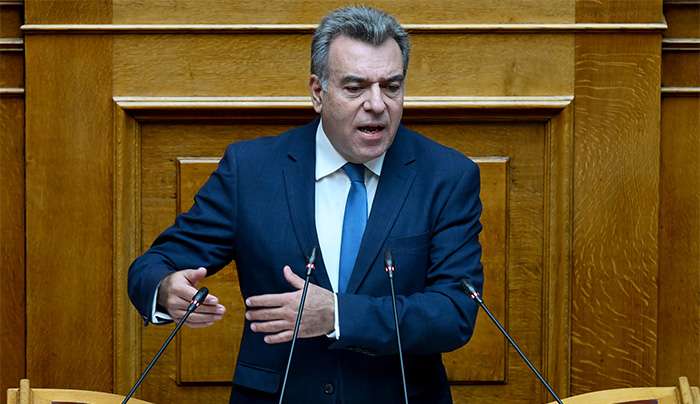 ΜΑΝΟΣ ΚΟΝΣΟΛΑΣ :  « Έτοιμη η πρόταση σχεδίου νόμου για να αντιμετωπιστεί το πρόβλημα της διάβρωσης των ακτών».