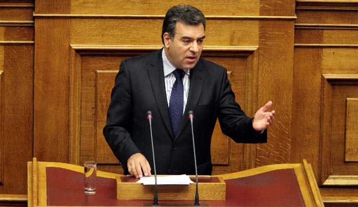 O Πρόεδρος της Βουλής έκανε δεκτή την πρόταση του Μάνου Κόνσολα για τη ρήτρα νησιωτικότητας