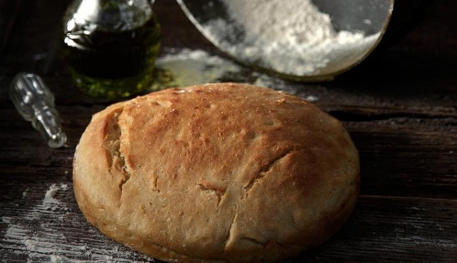 Πανεύκολο ψωμί χωρίς ζύμωμα