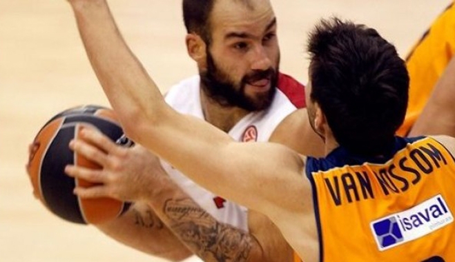 Με ηγέτη τον Σπανούλη ο Ολυμπιακός επικράτησε 71-68 της Βαλένθια στην Ισπανία (highlights)