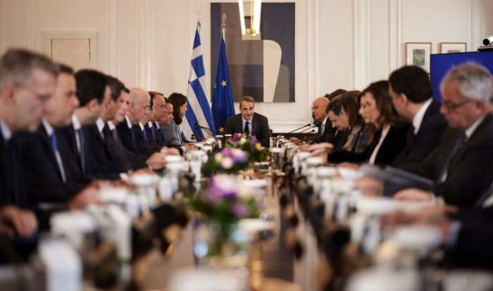 Κατώτατος μισθός: Σήμερα Παρασκευή η ανακοίνωση της αύξησής του