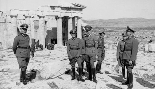 Γερμανοί... μαζεύουν υπογραφές υπέρ των αποζημιώσεων στην Ελλάδα