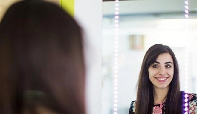 Μετά τις «selfies» έρχεται η νέα μόδα: Γνωρίστε τις «bothies»