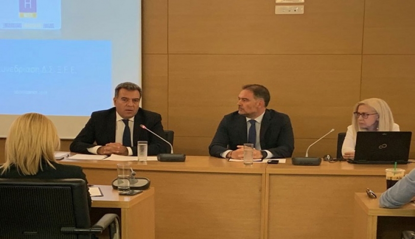 Συνάντηση και συνεργασία του Μάνου Κόνσολα με τη διοίκηση του ΞΕΕ