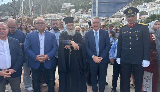 Το μήνυμα του Βασίλη Α. Υψηλάντη για την Εθνική Επέτειο, από την Κάλυμνο  Επίσκεψη στο Νοσοκομείο και το ΕΚΑΒ Καλύμνου