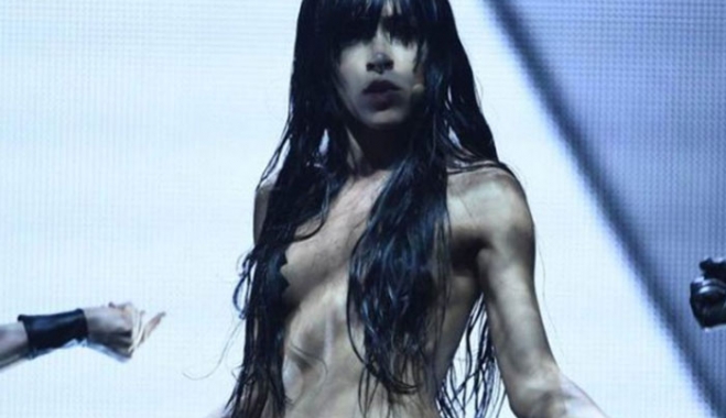 Με το στήθος έξω τραγούδησε η νικήτρια της Eurovision Loreen! (Video)