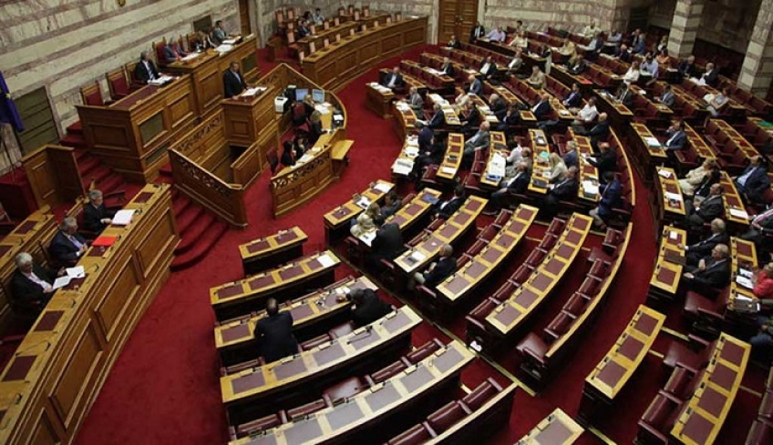 Yπερψηφίστηκε από ΝΔ και Ελληνική Λύση η κατάργηση του ασύλου