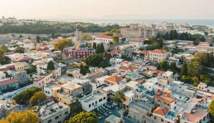 Ρόδος το φθινόπωρο: όταν το νησί ησυχάζει