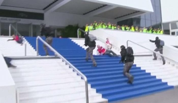 "Πυρετός" ασκήσεων υπό τον φόβο τρομοκρατικής επίθεσης στις Κάννες – ΒΙΝΤΕΟ