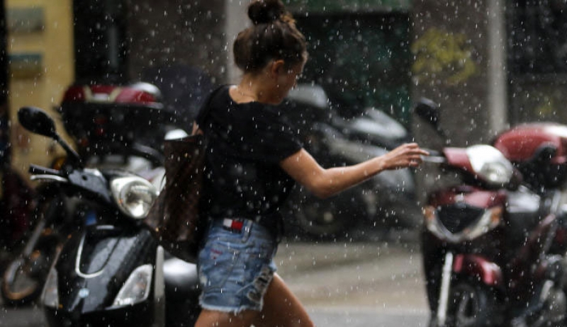 Αλλάζει ο καιρός: Που θα εκδηλωθούν βροχές και καταιγίδες το Σάββατο