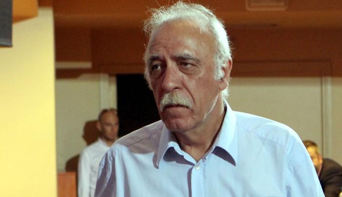 Βίτσας: Πριν το Πάσχα θα αδειάσει ο Πειραιάς - ΒΙΝΤΕΟ
