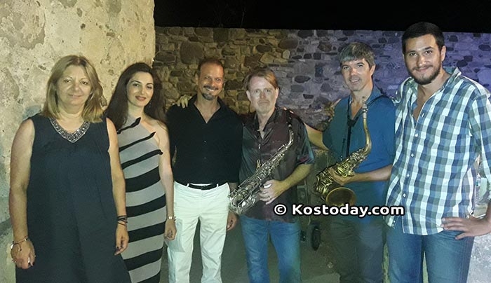 Οι MOb συνάντησαν τον John O’ Gallagher στο Ρωμαϊκό Ωδείο της Κω (φωτό-βίντεο)
