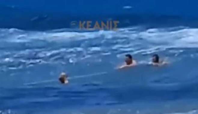 Εφιαλτικές στιγμές στην Κρήτη: Κινδύνευσαν να πνιγούν δύο παιδάκια μαζί με τον πατέρας τους [Βίντεο]