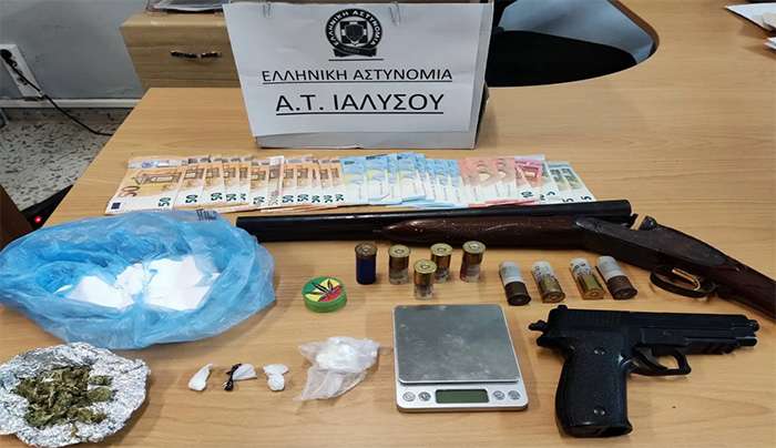 Συνελήφθη αλλοδαπός για διακίνηση ναρκωτικών και οπλοκατοχή στη Ρόδο