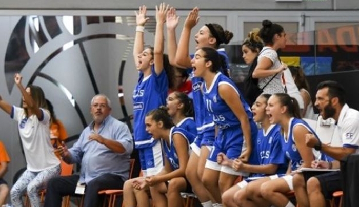 Συμμετοχή η Αθανασοπούλου