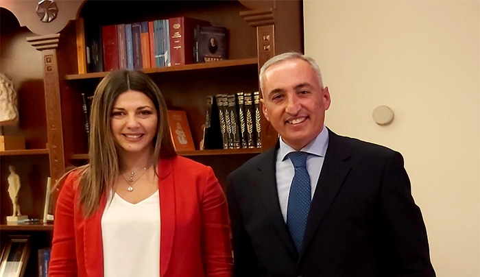 Συνάντηση εργασίας του Αντιπεριφερειάρχη Παιδείας,  Γιάννη Κρητικού με την Υφυπουργό Παιδείας και Θρησκευμάτων, Σοφία Ζαχαράκη στην Αθήνα