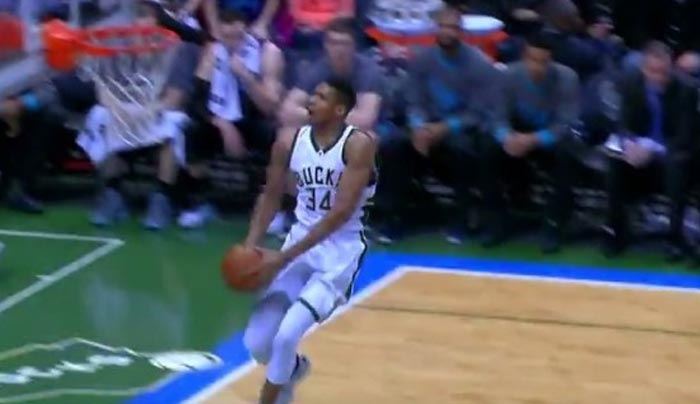 NBA: Τους ξεσήκωσε! “Σούπερ” κάρφωμα από Αντετοκούνμπο (VIDEO)