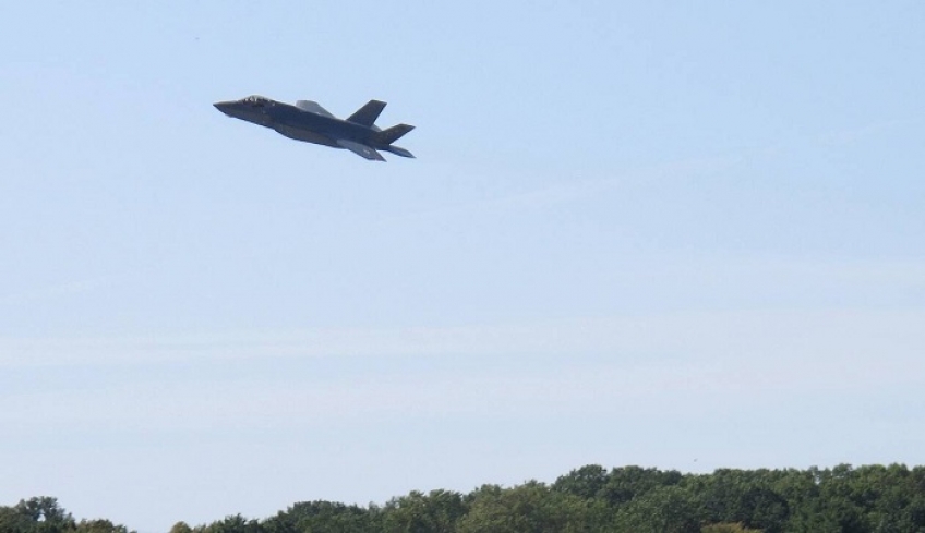 Η Ελλάδα μπαίνει «σφήνα» στην αγορά των F-35