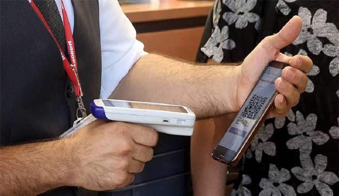 Η λίστα επιχειρήσεων με υποχρεωτική ψηφιακή κάρτα εργασίας - Τα πρώτα προβλήματα