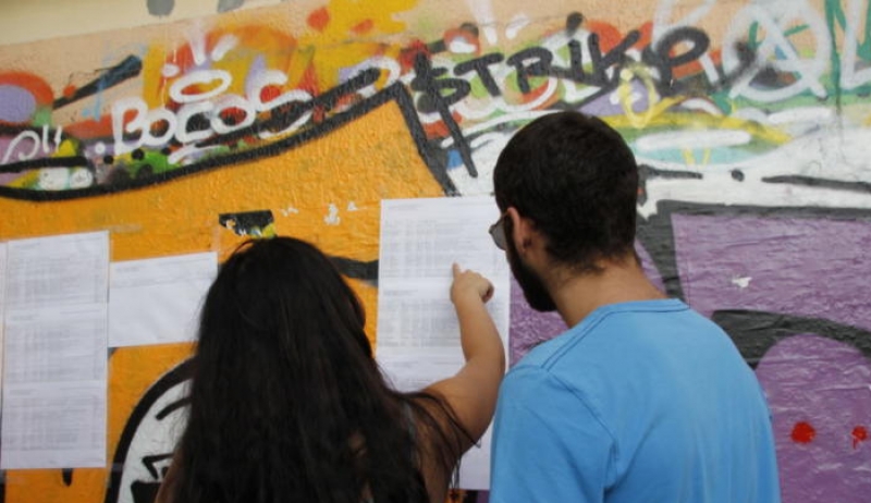 Πανελλήνιες 2018: Βάσεις … ασανσέρ και εκπλήξεις με μειώσεις σε σχολές της επαρχίας – Αναλυτική πρόβλεψη