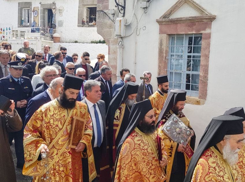 Στην Πάτμο για την τελετή του Ιερού Νιπτήρος  ο υποψήφιος περιφερειάρχης Μανώλης Γλυνός