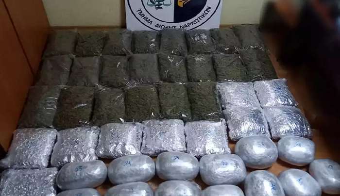 Γρεβενά: Μετέφεραν πάνω από 45 κιλά κάνναβη στο πορτ μπαγάζ του ΙΧ τους