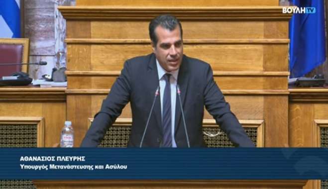 Θ. Πλεύρης: «Κλείνουμε οριστικά την πόρτα στην παράνομη μετανάστευση». Αύξηση επιστροφών – Ποινικό αδίκημα η παράνομη διαμονή – Τέλος στη νομιμοποίηση μετά την 7ετία